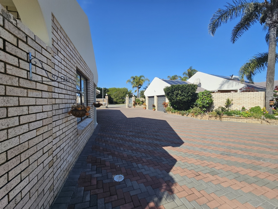 To Let 3 Bedroom Property for Rent in Blue Bend Eastern Cape
